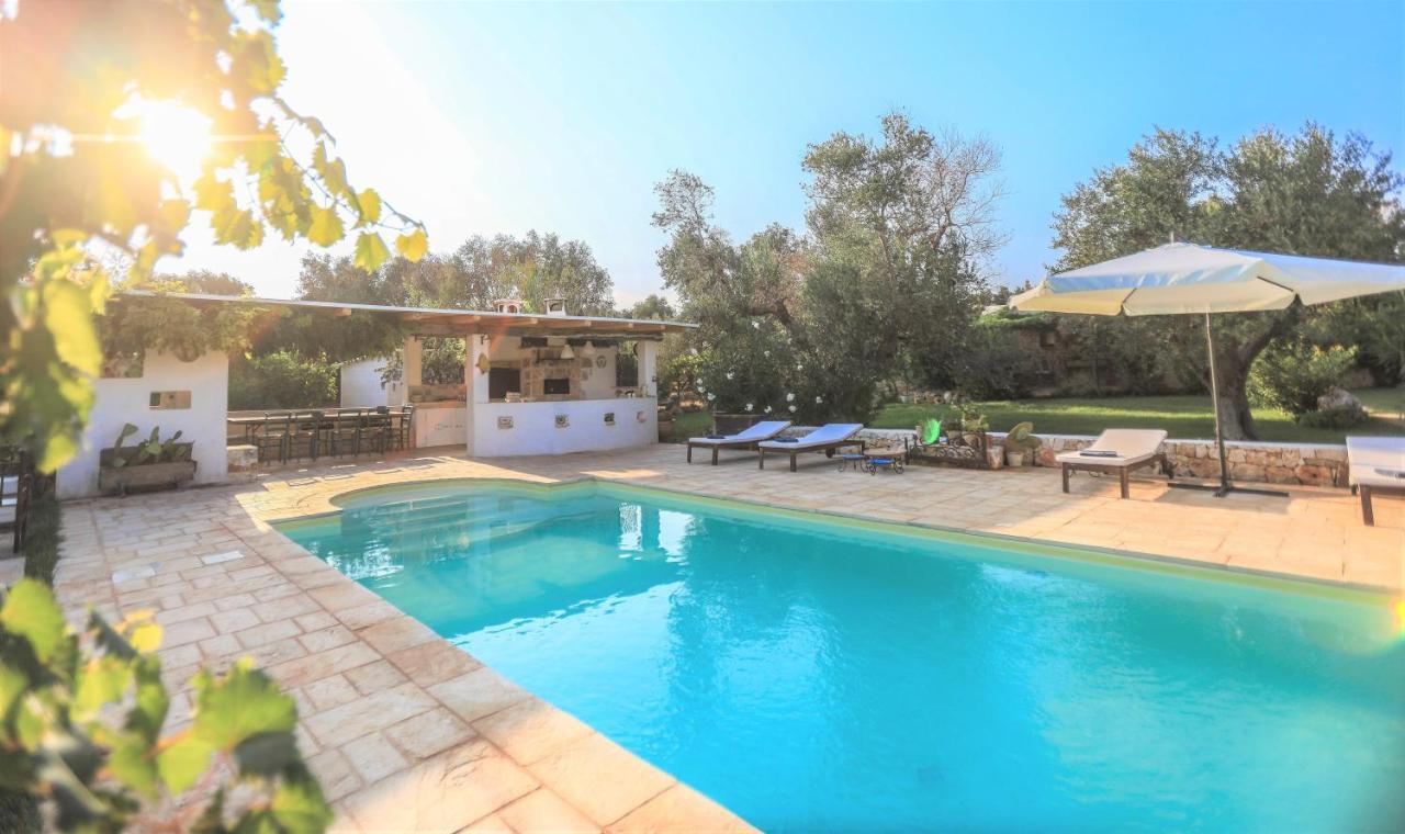 Trulli Il Geco Sognante Villa Ceglie Messapica Exterior photo