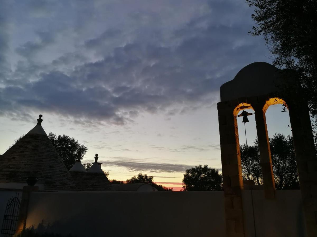 Trulli Il Geco Sognante Villa Ceglie Messapica Exterior photo